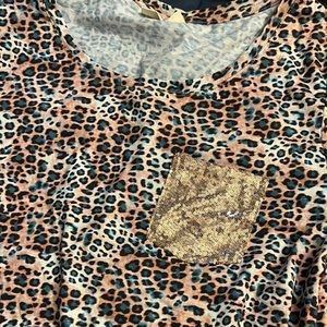 Plus size womens top